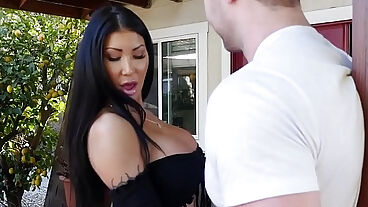 Euro Asian Big Tit Driver August Taylor Lemme Cumshot On Big Tits